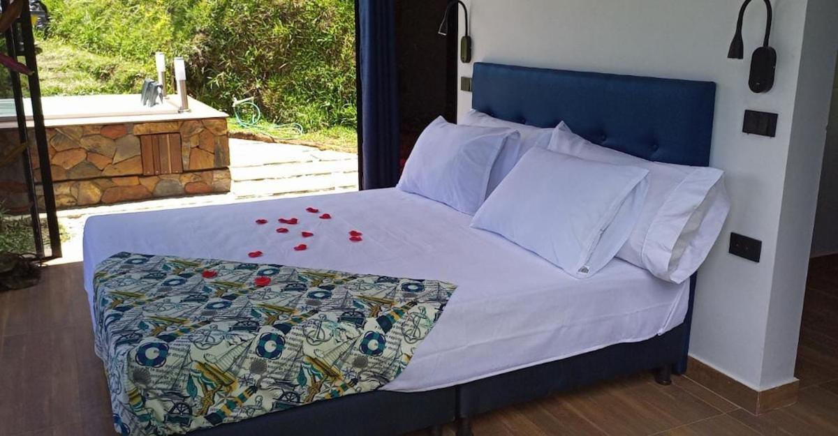 Cabana Privada Sin Prisa "Not Rush" Preciosa! Con Jacuzzi, Vista Y Acceso Directo Al Embalse, Vista A La Piedra , Deporte Acuatico Paddle Board And Breakfast Incluidos ! Imperdible Guatape Bagian luar foto